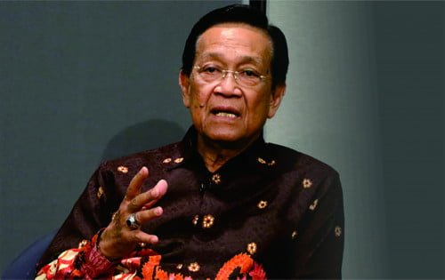 Sri Sultan Hamengku Buwono X 1