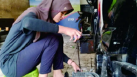 Catur Martya Riani, Pelajar Kelas XI TBSM SMK Negeri 1 Kaligondang Berteman dengan Kunci Pas Catur Martya Riani, Pelajar Kelas XI TBSM SMK Negeri 1 Kaligondang Berteman dengan Kunci Pas