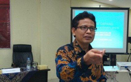 
 Anggota DPD RI Asal Jawa Tengah Dr Abdul Kholik e1652118575134