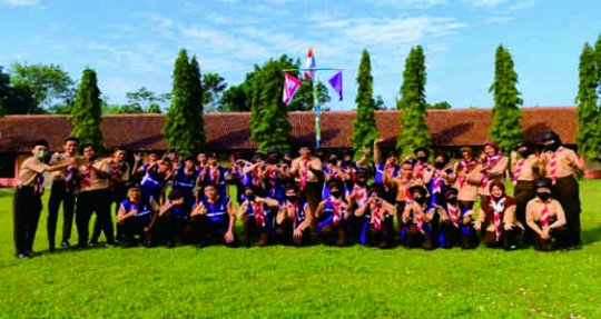 35 Pramuka Penggalang SMP Negeri 1 Padamara Dilantik Jadi Dewan Penggalang