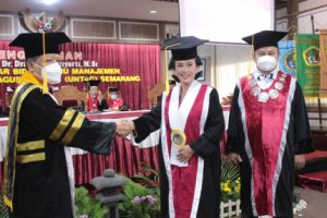 Gita Sugiyarti Resmi Jadi Guru Besar Ilmu Manajemen Universitas 17 Agustus 1945 Semarang Gita Sugiyarti Resmi Jadi Guru Besar Ilmu Manajemen Universitas 17 Agustus 1945 Semarang