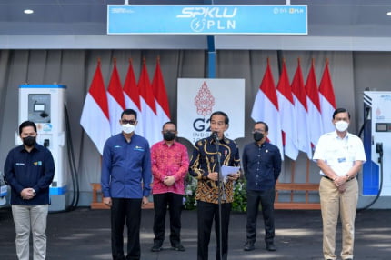 Presiden Jokowi Terbitkan Inpres Penggunaan Kendaraan Listrik untuk Operasional Dinas Pemerintah