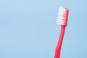 Bagaimana Cara Merawat dan Membersihkan Sikat Gigi? Simak Penjelasannya