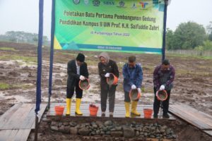 Universitas Islam Negeri Saifuddin Zuhri (UIN Saizu) akan membangun Kampus 2 di Kabupaten Purbalingga Gedung Kampus 2 UIN Saizu dengan anggaran Rp148 miliar