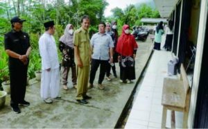 Komisi III DPRD Kabupaten Purbalingga Kunjungi Lokasi Belajar Siswa SMKN 1 Karangjambu di Pasar, Ini Rekomendasinya untuk Pemkab Purbalingga
