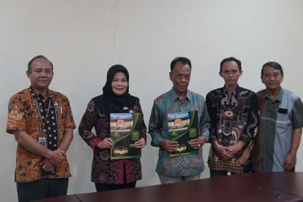 Tingkatkan Literasi Digital, Dinkominfo Purbalingga Berkolaborasi dengan Unperba8 Dinkominfo Purbalingga Jalin Kerjasama Literasi Digital dengan Universitas Perwira Purbalingga