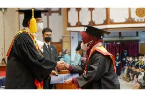 Universitas Sebelas Maret Meluluskan 1.047 Mahasiswa Cumlaude, 5 Lulus Termuda