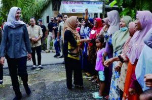Bupati Purbalingga Dyah Hayuning Pratiwi Kunjungi Bakal Calon Kades Bupati Purbalingga Dyah Hayuning Pratiwi Kunjungi Bakal Calon Kades, Ajak Wujudkan Pilkades Kondusif
