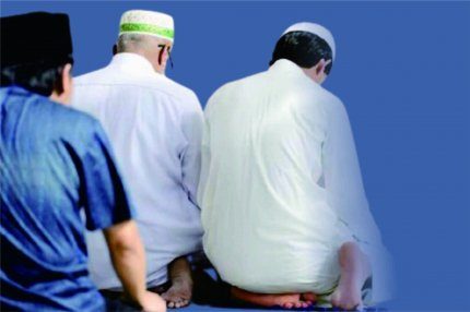 Salat Jumat Hukumnya Wajib bagi Laki-Laki Muslim