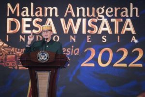 Kemenparekraf Berikan Anugerah Desa Wisata Terbaik Kemenparekraf Berikan Anugerah Desa Wisata Terbaik