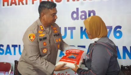 Polres Purbalingga dan Persatuan Wartawan Indonesia Gelar Bakti Sosial