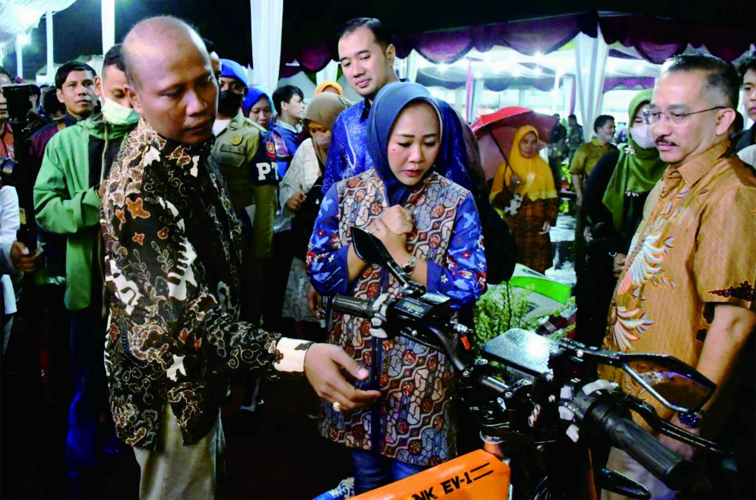 Motor Bralink EV-1 (Electric Vehicle One) buatan pengrajin dari Industri Kecil Menengah (IKM) Logam dan siswa SMK YPT 1 Purbalingga resmi meluncur