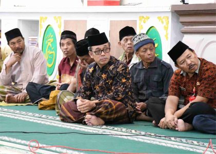 Ashar Keliling di Masjid Al Aman, Desa Gondang, Kecamatan Karangreja, Kamis 30 Maret 2023