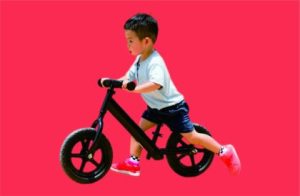 Sepeda tanpa pedal atau balance bike Sepeda tanpa pedal atau balance bike