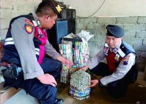 Satuan Samapta (Satsamapta) Polres Purbalingga menggelar razia peredaran petasan, di Desa Karangbanjar Kecamatan Bojongsari dan Desa Munjul Kecamatan Kutasari, Rabu 29 Maret 2023.