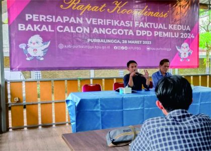 KPU Kabupaten Purbalingga menyelenggarakan Rapat Koordinasi Persiapan Verifikasi Faktual (Verfak) Kedua Bakal Calon Anggota Dewan Perwakilan Daerah (DPD) Pemilihan Umum Tahun 2024.