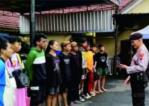 Polres Purbalingga Dalam rangka Operasi Bina Kusuma Candi 2023 menyelenggarakan razia gelandangan dan pengemis di sejumlah lokasi, Senin 3 Maret 2023 sore.