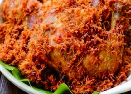 Ayam Goreng Plus Lengkuas untuk Berbuka Puasa Keluarga Tercinta