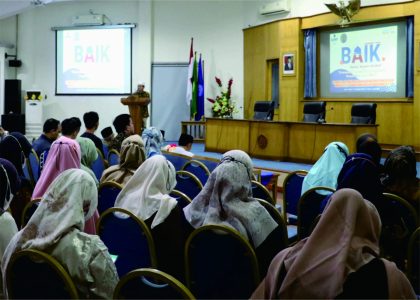 Universitas Muhammadiyah Purwokerto (UMP) melalui Lembaga Pengkajian dan Pengamalan Islam (LPPI) menyelanggarakan Baitul Arqom Iktikaf (BAIK)