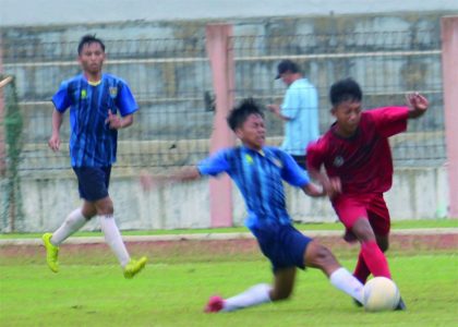 Kesebelasan Purbalingga unggul 3-1 dari Cilacap dalam laga pembuka Pekan Olahraga Pelajar Daerah (Popda) tingkat eks Karesidenan Banyumas, di  GOR Goentoer Darjono Purbalingga Kamis 4 Mei 2023.