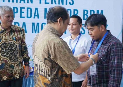 Pelatihan Teknis Konversi Sepeda Motor BBM Menjadi Sepeda Motor Listrik di SMK Negeri 1 Kaligondang, Sabtu 20 Mei 2023.