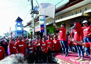 Hari Buruh Internasional di Purbalingga, 12.000 Buruh Gelar Jalan Sehat, Minggu 14 Mei 2023. Hari Buruh Internasional di Purbalingga, 12.000 Buruh Gelar Jalan Sehat, Minggu 14 Mei 2023.