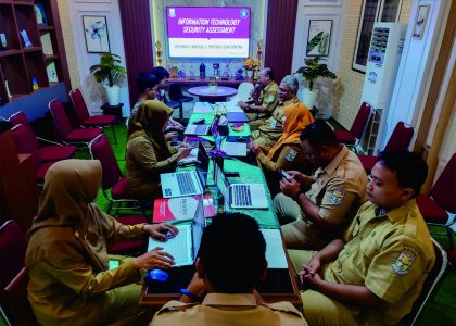 Dinas Komunikasi dan Informatika (Dinkominfo) Kabupaten Purbalingga menyelenggarakan Information Technology Security Assessment ( ITSA) bersama Badan Siber dan Sandi Negara (BSSN), di ruang Podcast dan Media Center Dinkominfo Purbalingga, Senin 26 Juli 2023.