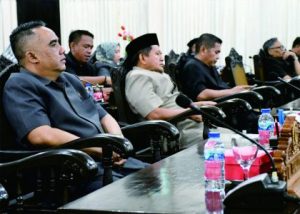 Rapat Paripurna DPRD Kabupaten Purbalingga dengan agenda Penyampaian Pendapat Bupati Terhadap Raperda Prakarsa DPRD Kabupaten Purbalingga.