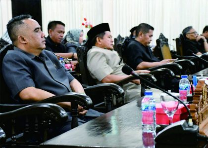 Rapat Paripurna DPRD Kabupaten Purbalingga dengan agenda Penyampaian Pendapat Bupati Terhadap Raperda Prakarsa DPRD Kabupaten Purbalingga.