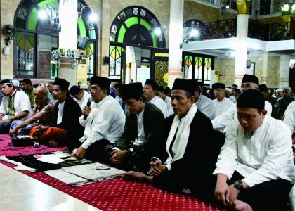 Pelaksanaan Salat Idul Adha di Masjid Agung Darussalam, Kamis 29 Juni 2023.