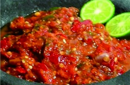 Sambal Terasi, Pedasnya Menggoyang Lidah Tak Mau Berhenti