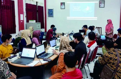 Bimtek aplikasi Srikandi di Ruang Rapat Dinas Kearsipan dan Perpustakaan (Dinarspus) Purbalingga, Jumat  21 Juli 2023.