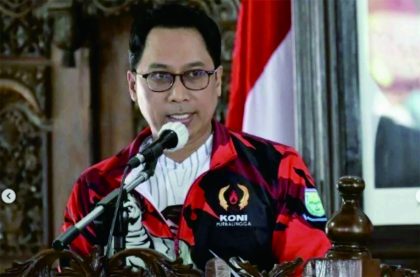 Ketua Umum Komite Nasional Olahraga Indonesia (KONI) Purbalingga, R. Budi Setiawan saat pelepasan atlet Kontingen Purbalingga, di Pendapa Dipokusumo Purbalingga, Jumat 28 Juli 2023.