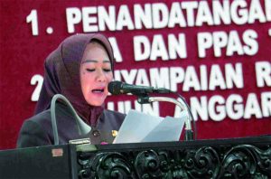 Bupati Purbalingga Dyah Hayuning Pratiwi (Tiwi) dalam Rapat paripurna DPRD, di Ruang Rapat DPRD, Jum'at 11 Agustus 2023 Bupati Purbalingga Dyah Hayuning Pratiwi (Tiwi) dalam Rapat paripurna DPRD, di Ruang Rapat DPRD, Jum'at 11 Agustus 2023
