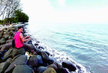 Pantai Slamaran Pekalongan. Foto: kotomono.co