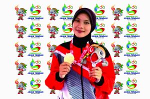 Sagita Fitrianisa Nila Fauziyah, Mahasiswi Teknik Informatika Universitas Muhammadiyah Purwokerto (UMP) berhasil meraih emas di Porprov Jawa Tengah kategori Poomsae Beregu Putri Cabang Olahraga Taekwondo di Pati. Sagita Fitrianisa Nila Fauziyah, Mahasiswi Teknik Informatika Universitas Muhammadiyah Purwokerto (UMP) berhasil meraih emas di Porprov Jawa Tengah kategori Poomsae Beregu Putri Cabang Olahraga Taekwondo di Pati.