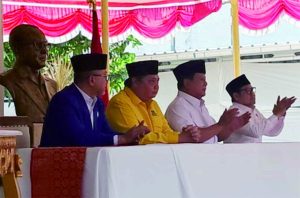 Partai Golongan Karya (Golkar) dan Partai Amanat Nasional (PAN) sepakat bergabung dengan koalisi Partai Gerakan Indonesia Raya (Gerindra) dan Partai Kebangkitan Bangsa (PKB) menghadapi Pemilu 2024. di  Museum Perumusan Naskah Proklamasi (Munasprok), Jakarta, pada Minggu 13 Agustus 2023.  Partai Golongan Karya (Golkar) dan Partai Amanat Nasional (PAN) sepakat bergabung dengan koalisi Partai Gerakan Indonesia Raya (Gerindra) dan Partai Kebangkitan Bangsa (PKB) menghadapi Pemilu 2024. di  Museum Perumusan Naskah Proklamasi (Munasprok), Jakarta, pada Minggu 13 Agustus 2023.