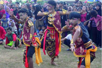 Festival Ebeg Piala Bupati Purbalingga tahun 2023, di lapangan Kelurahan Penambongan, Kecamatan Purbalingga, Minggu 27 Agustus 2023.