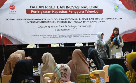 BRIN Kenalkan Pembuatan Kemasan Ramah Lingkungan ke Pelaku UMKM di Purbalingga BRIN Kenalkan Pembuatan Kemasan Ramah Lingkungan ke Pelaku UMKM di Purbalingga