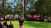 Plt Asisten Ekonomi dan Pembangunan Sekda Purbalingga, Mukodam saat menjadi Inspektur Upacara Peringatan Sumpah Pemuda tahun 2023 di Obyek Wisata Goa Lawa Purbalingga (Golaga), Sabtu 28 Oktober 2023 Plt Asisten Ekonomi dan Pembangunan Sekda Purbalingga, Mukodam saat menjadi Inspektur Upacara Peringatan Sumpah Pemuda tahun 2023 di Obyek Wisata Goa Lawa Purbalingga (Golaga), Sabtu 28 Oktober 2023