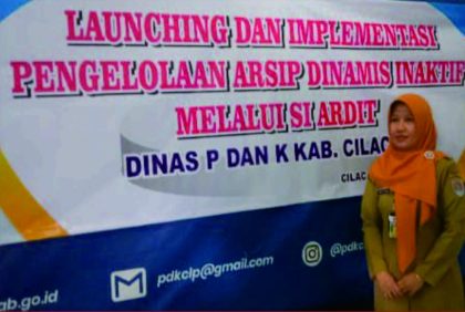 Kasubag Umum dan Kepegawaian Dinas Pendidikan dan Kebudayaan (P dan K) Kabupaten Cilacap, Heffiana. Foto: Estanto Prima Yuniarto