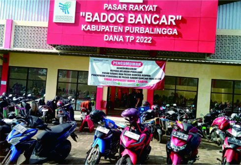 Pasar Badog yang menyerap biaya pada tahun 2022 sebesar Rp. 2.162.233.000,- dan Rp. 2.343.149.000,- tahun 2023. Pasar Badog yang menyerap biaya pada tahun 2022 sebesar Rp. 2.162.233.000,- dan Rp. 2.343.149.000,- tahun 2023.