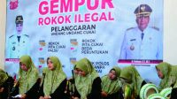 Sosialisasi Gempur Rokok Ilegal melibatkan dari Forum Komunikasi Media Tradisional (FK Metra) Desa Ponjen, di Aula Desa Ponjen, Kecamatan Karanganyar, Rabu 13 Desember2023.