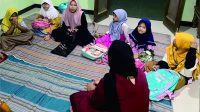Mahasiswa Kuliah Kerja Nyata (KKN) Universitas Islam Nahdlatul Ulama (UNISNU) Jepara melaksanakan program bimbingan belajar yang inovatif di Desa Geneng, Kecamatan Batealit, Kabupaten Jepara. Foto: Mahasiswa KKN UNISNU Jepara Mahasiswa Kuliah Kerja Nyata (KKN) Universitas Islam Nahdlatul Ulama (UNISNU) Jepara melaksanakan program bimbingan belajar yang inovatif di Desa Geneng, Kecamatan Batealit, Kabupaten Jepara. Foto: Mahasiswa KKN UNISNU Jepara
