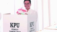 HR Bambang Irawan, calon anggota DPRD Kabupaten Purbalingga dari PDI Perjuangan dari Daerah Pemilihan (Dapil) 2 yang meliputi Kecamatan Kalimanah, Padamara, Bojongsari dan Kutasari meraih suara teratas dengan meraup 16.581 suara. Foto: tabloidelemen.com | Mahendra Yudhi Krisnha HR Bambang Irawan, calon anggota DPRD Kabupaten Purbalingga dari PDI Perjuangan dari Daerah Pemilihan (Dapil) 2 yang meliputi Kecamatan Kalimanah, Padamara, Bojongsari dan Kutasari meraih suara teratas dengan meraup 16.581 suara. Foto: tabloidelemen.com | Mahendra Yudhi Krisnha