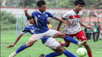 Tri Juli Santoso memakai jersey Persibangga putih merah saat memperkuat Persibangga di Liga 3 Jateng tahun 2023. Foto: Media Officer Persibangga.
