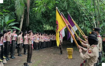 Satuan Karya Pramuka (Saka) Bhayangkara Kwartir Cabang (Kwarcab) Purbalingga mengukuhan anggota baru. Foto: kwarcabpurbalingga.or.id