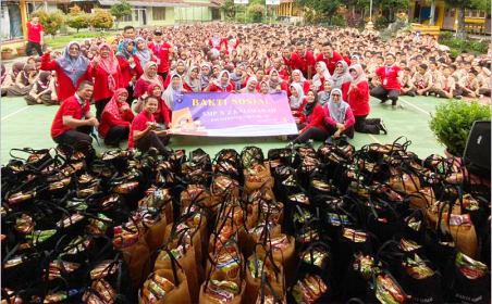 SMP Negeri 2 Kalimanah (Spentuka) menyelanggarakan bakti social dalam rangka merayakan hari jadinya yang ke-45 tahun 2024. Foto: Dok Humas SMP Negeri 2 Kalimanah SMP Negeri 2 Kalimanah (Spentuka) menyelanggarakan bakti social dalam rangka merayakan hari jadinya yang ke-45 tahun 2024. Foto: Dok Humas SMP Negeri 2 Kalimanah