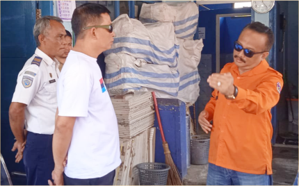 Ka Kwarcab Gerakan Pramuka Kabupaten Purbalingga, Kak Tri Gunawan Setyadi melakukan monitoring di Posko Aksi Pramuka Peduli Karya Bakti Lebaran (APKBL) 2024 Kwarran Bobotsari, Minggu 07 April 2024. Ka Kwarcab Gerakan Pramuka Kabupaten Purbalingga, Kak Tri Gunawan Setyadi melakukan monitoring di Posko Aksi Pramuka Peduli Karya Bakti Lebaran (APKBL) 2024 Kwarran Bobotsari, Minggu 07 April 2024.