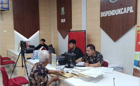 Permohonan pembuatan Kartu Tanda Pencari Kerja atau Ak1 di Dinas Tenaga Kerja (Dinnaker) Kabupaten Purbalingga naik usai libur Idulfitri 1445 Hijriyah. Permohonan pembuatan Kartu Tanda Pencari Kerja atau Ak1 di Dinas Tenaga Kerja (Dinnaker) Kabupaten Purbalingga naik usai libur Idulfitri 1445 Hijriyah.